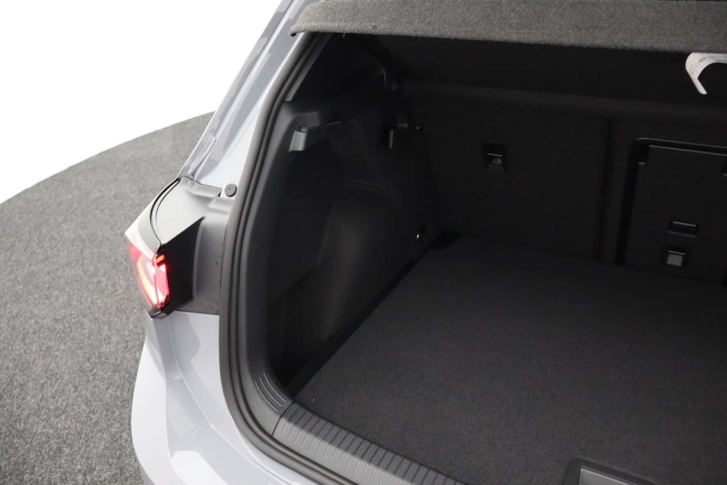 Used Volkswagen Golf 2025 for sale - 76980027: Photo 28