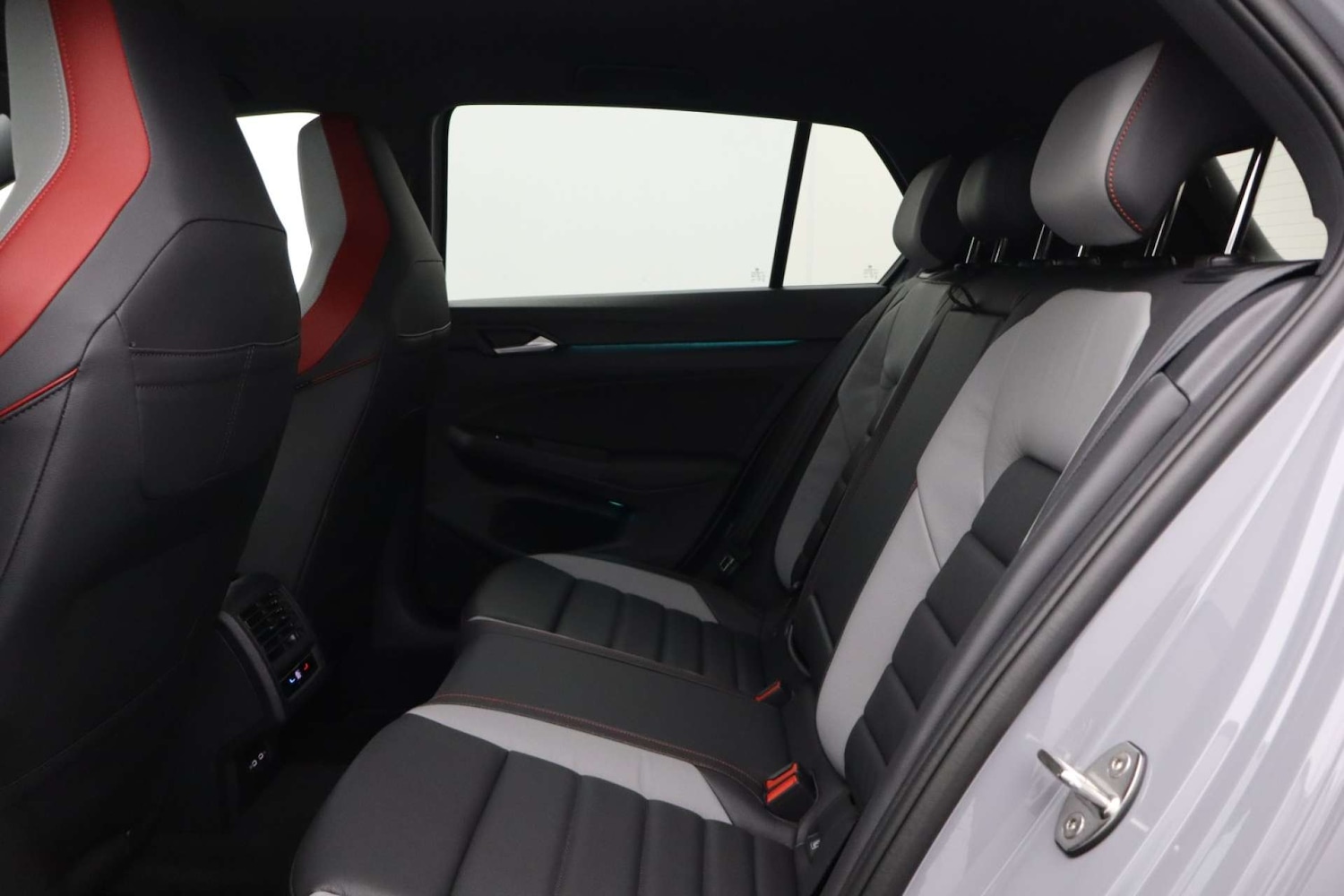 Used Volkswagen Golf 2025 for sale - 76980027: Photo 31