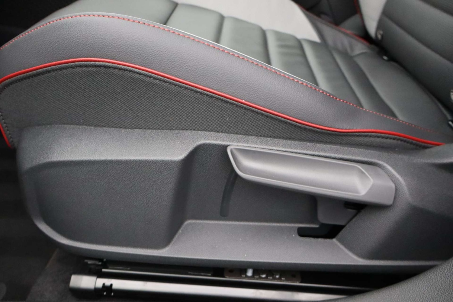 Used Volkswagen Golf 2025 for sale - 76980027: Photo 36