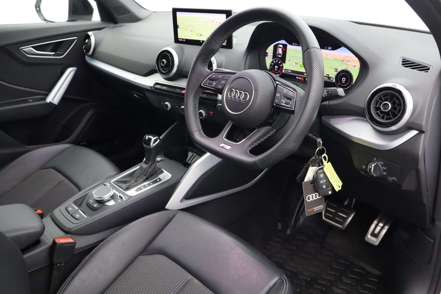 Used Audi Q2 2023 for sale - 77995242: Photo 2