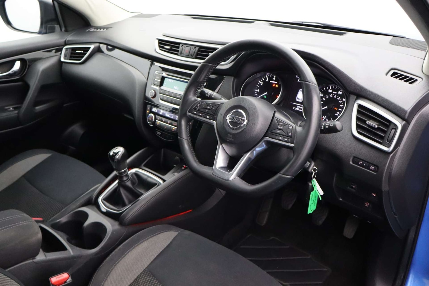 Used Nissan Qashqai 2017 for sale - 76682734: Photo 12