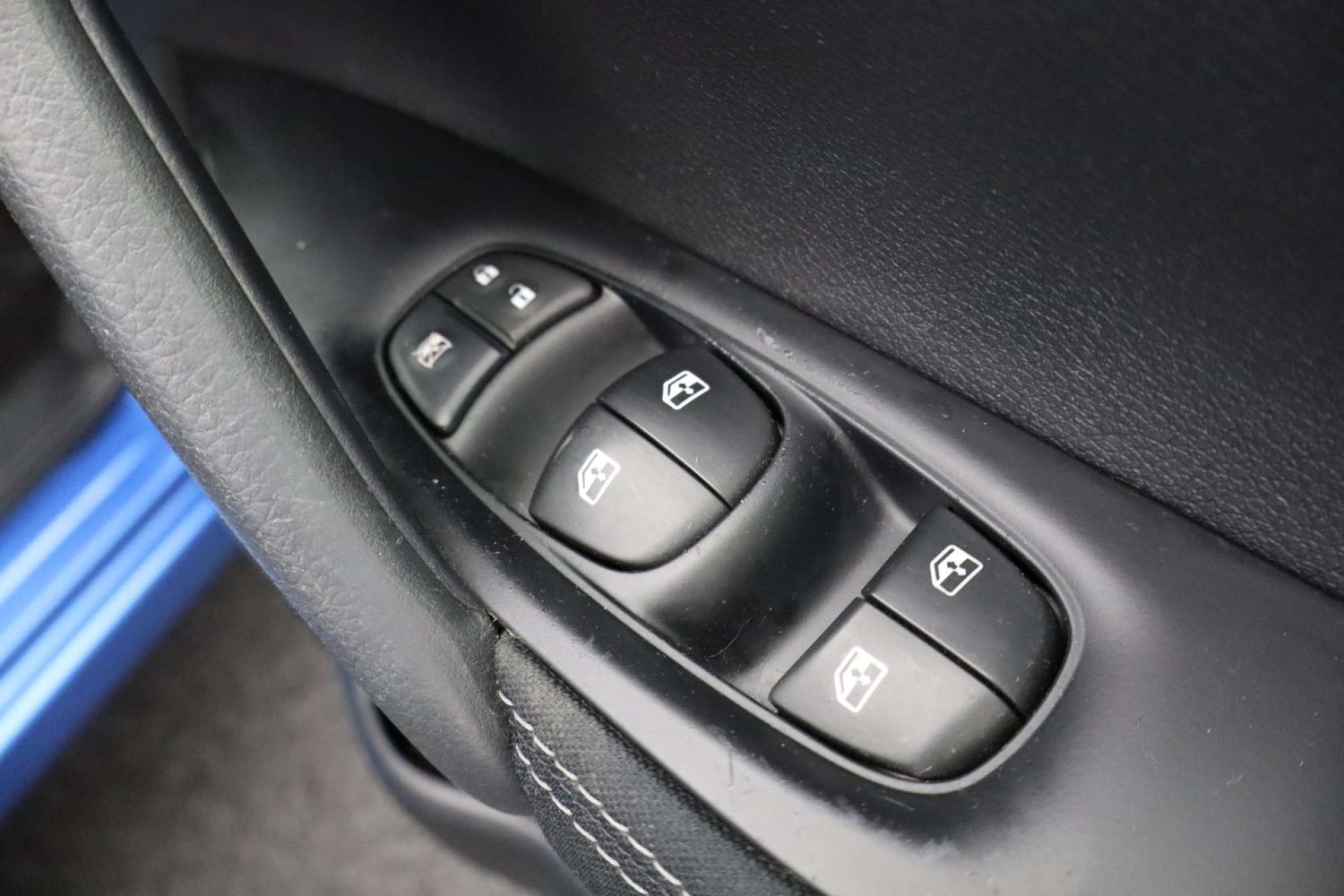 Used Nissan Qashqai 2017 for sale - 76682734: Photo 17