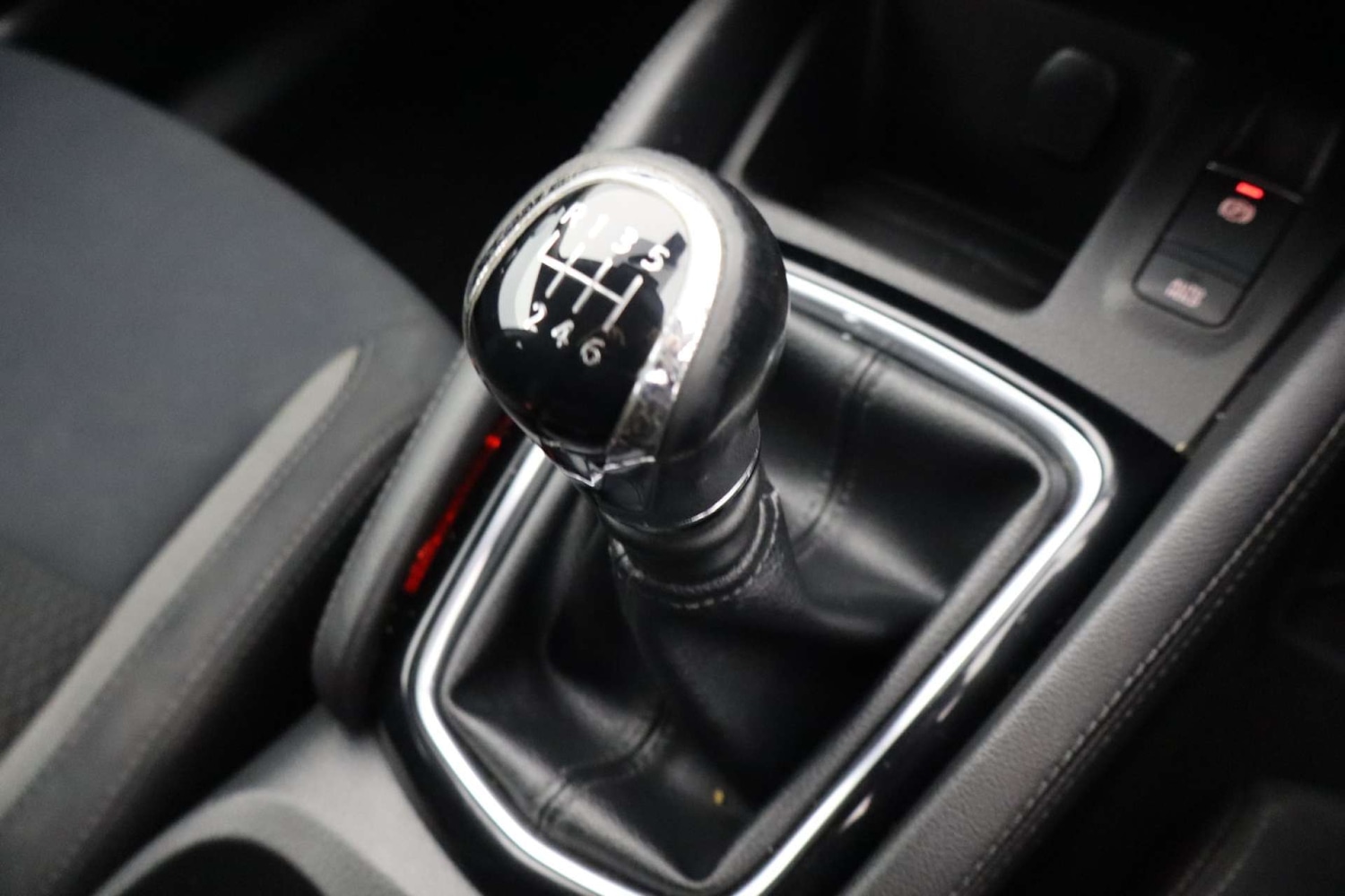 Used Nissan Qashqai 2017 for sale - 76682734: Photo 45