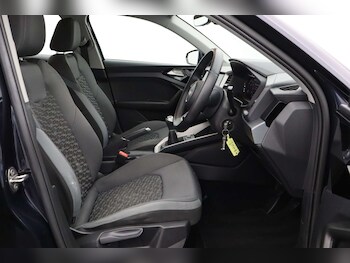 Used Audi A1 2021 for sale - 76182668: Photo 2