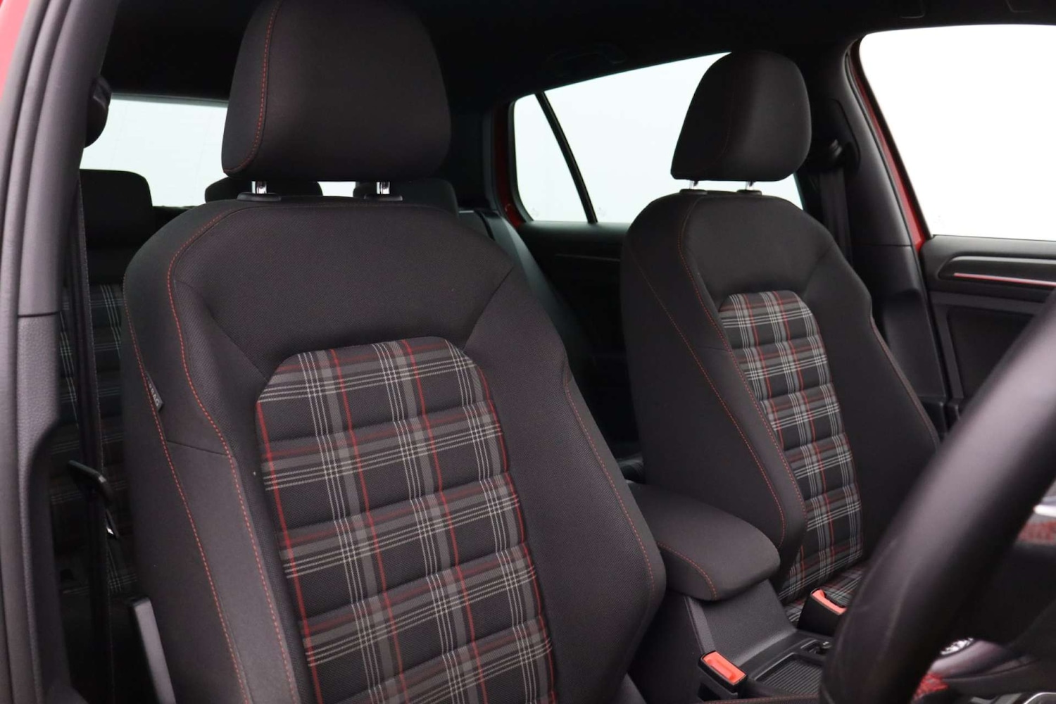 Used Volkswagen Golf 2017 for sale - 77383409: Photo 14