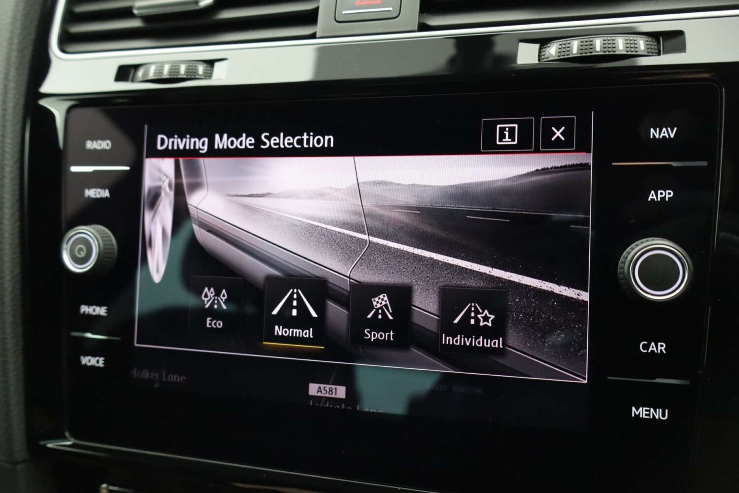 Used Volkswagen Golf 2017 for sale - 77383409: Photo 18