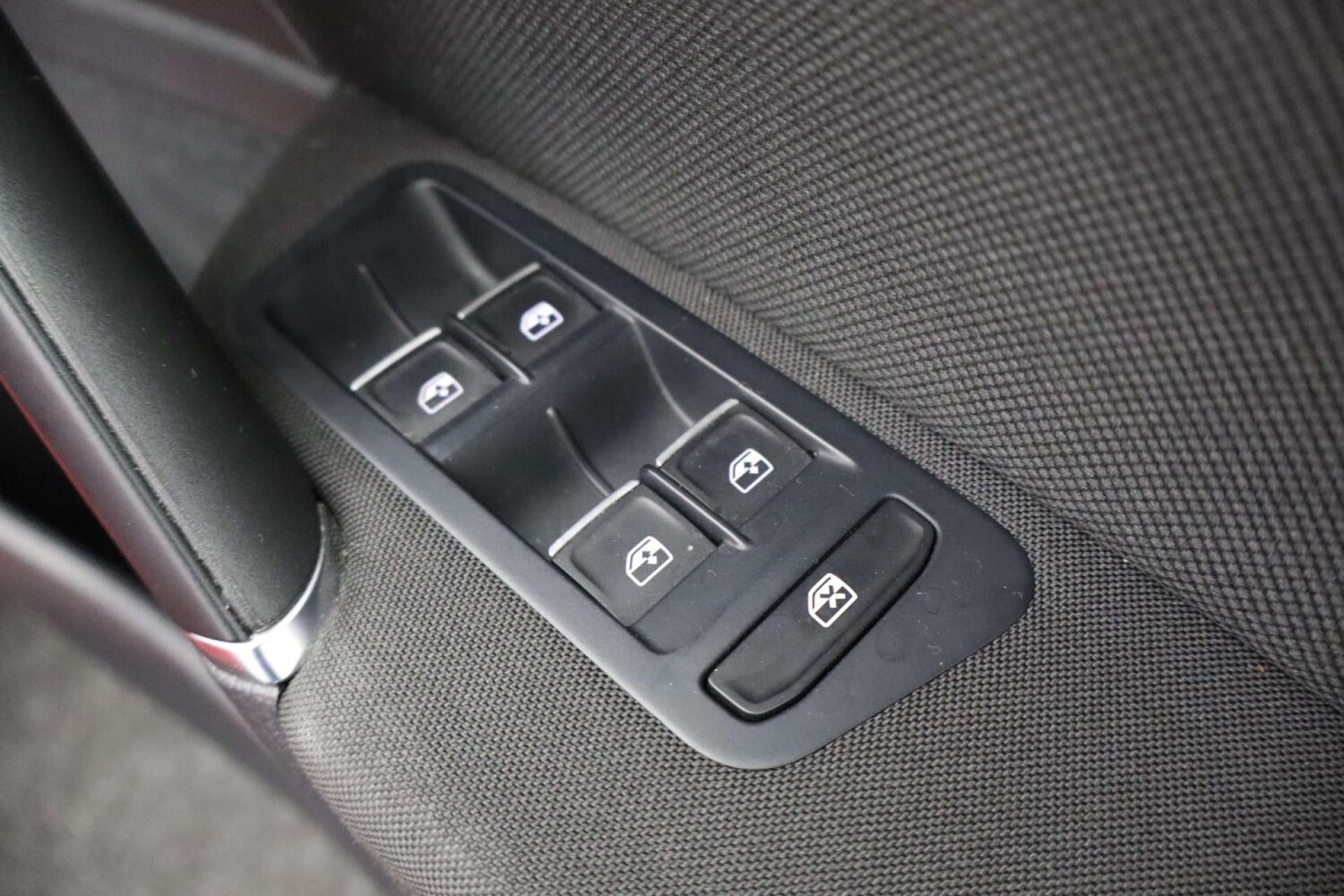 Used Volkswagen Golf 2017 for sale - 77383409: Photo 20