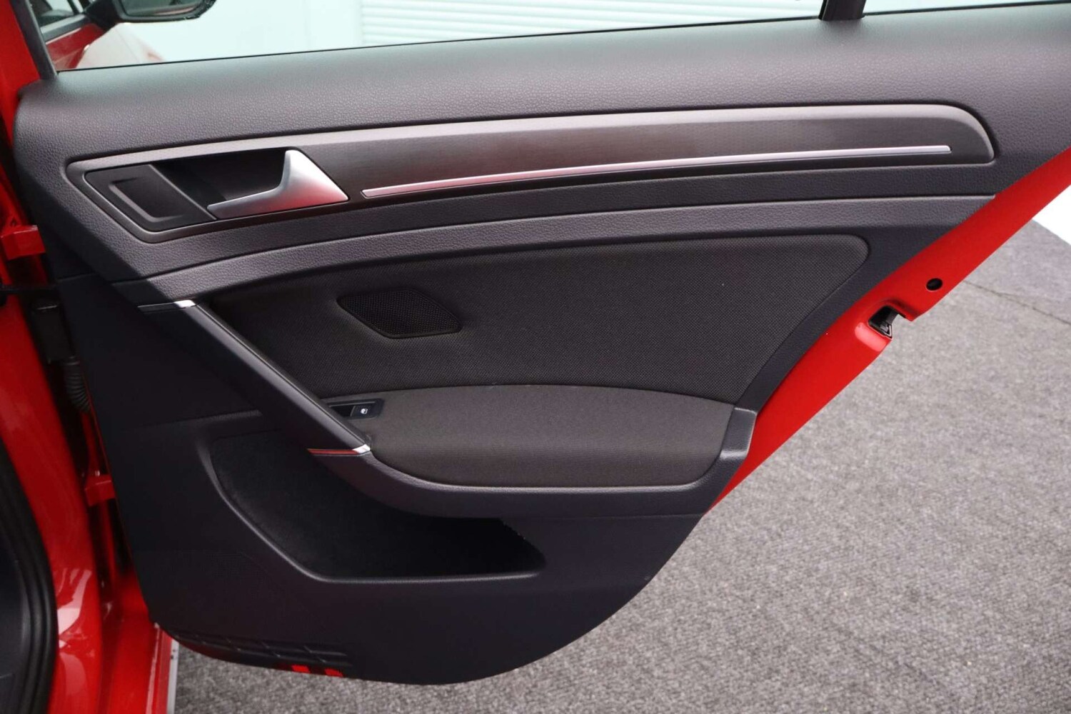 Used Volkswagen Golf 2017 for sale - 77383409: Photo 25