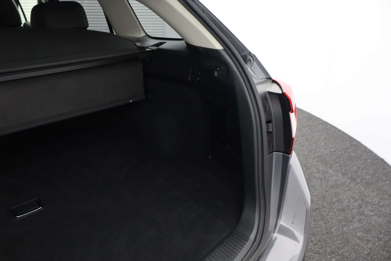 Used Subaru Levorg 2021 for sale - 76921261: Photo 25