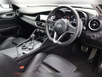 Used Alfa Romeo Giulia 2017 for sale - 78371324: Photo