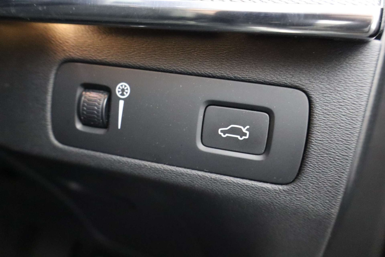 Used Volvo XC90 2017 for sale - 77073376: Photo 28