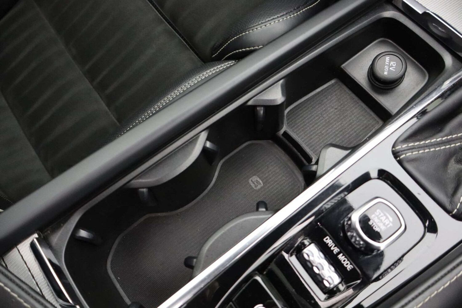 Used Volvo XC90 2017 for sale - 77073376: Photo 35