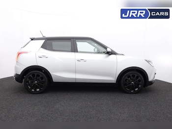 Used Ssangyong Tivoli 2020 for sale - 76723996: Photo