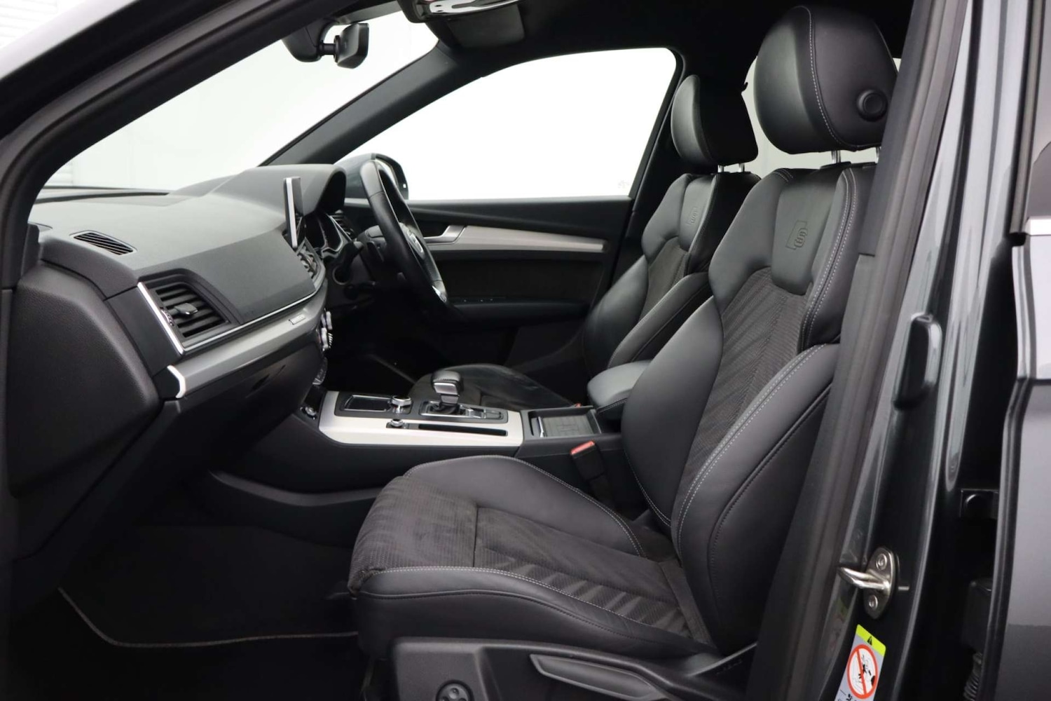 Used Audi Q5 2018 for sale - 76182607: Photo 10