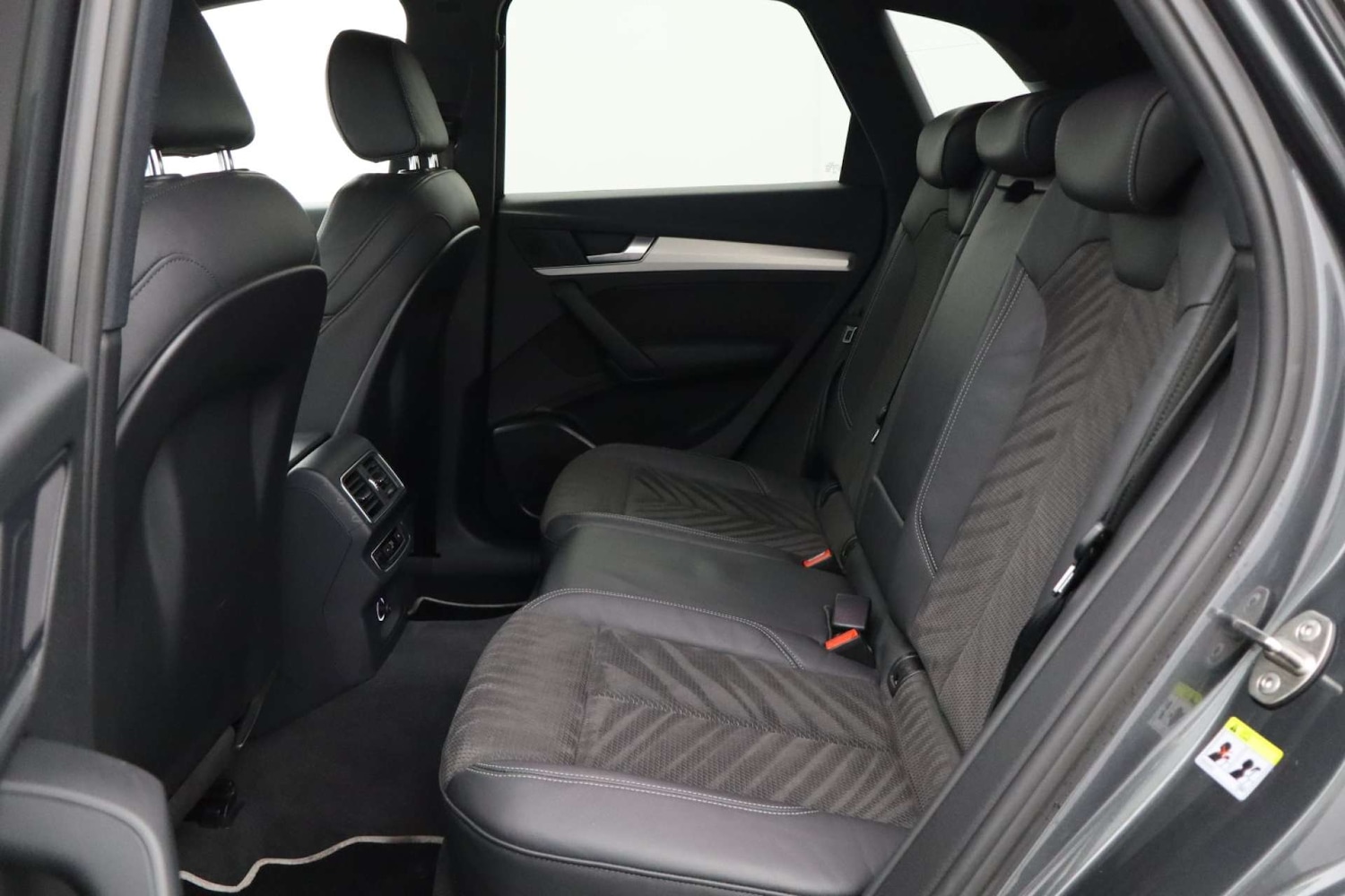 Used Audi Q5 2018 for sale - 76182607: Photo 14