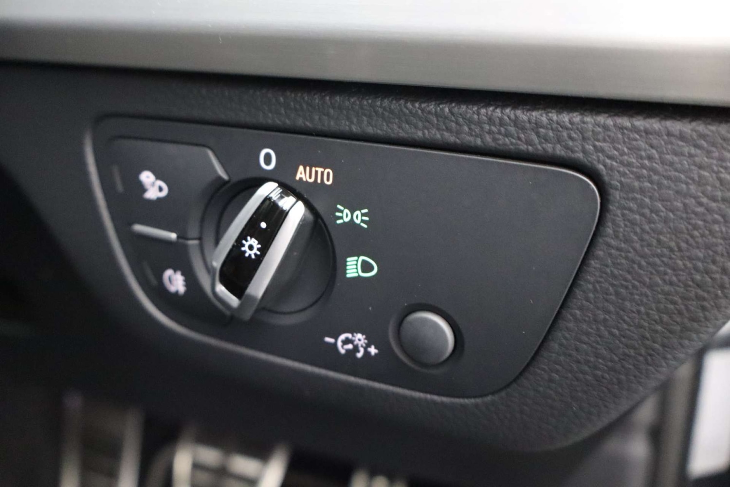 Used Audi Q5 2018 for sale - 76182607: Photo 25