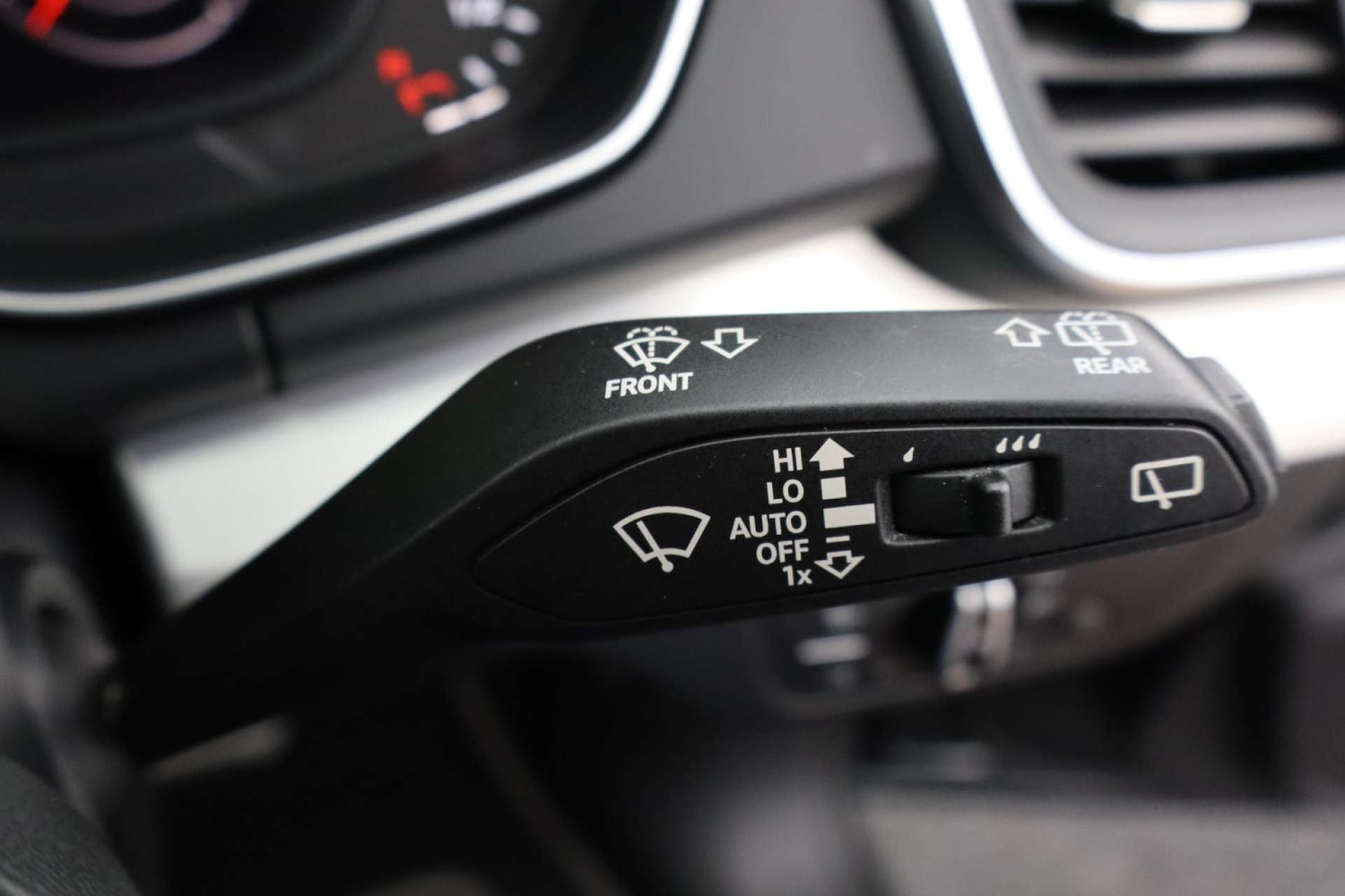 Used Audi Q5 2018 for sale - 76182607: Photo 29