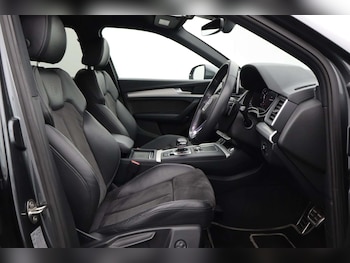 Used Audi Q5 2018 for sale - 76182607: Photo