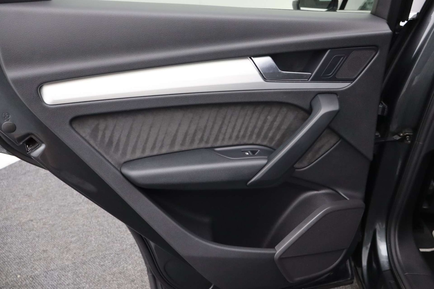 Used Audi Q5 2018 for sale - 76182607: Photo 49