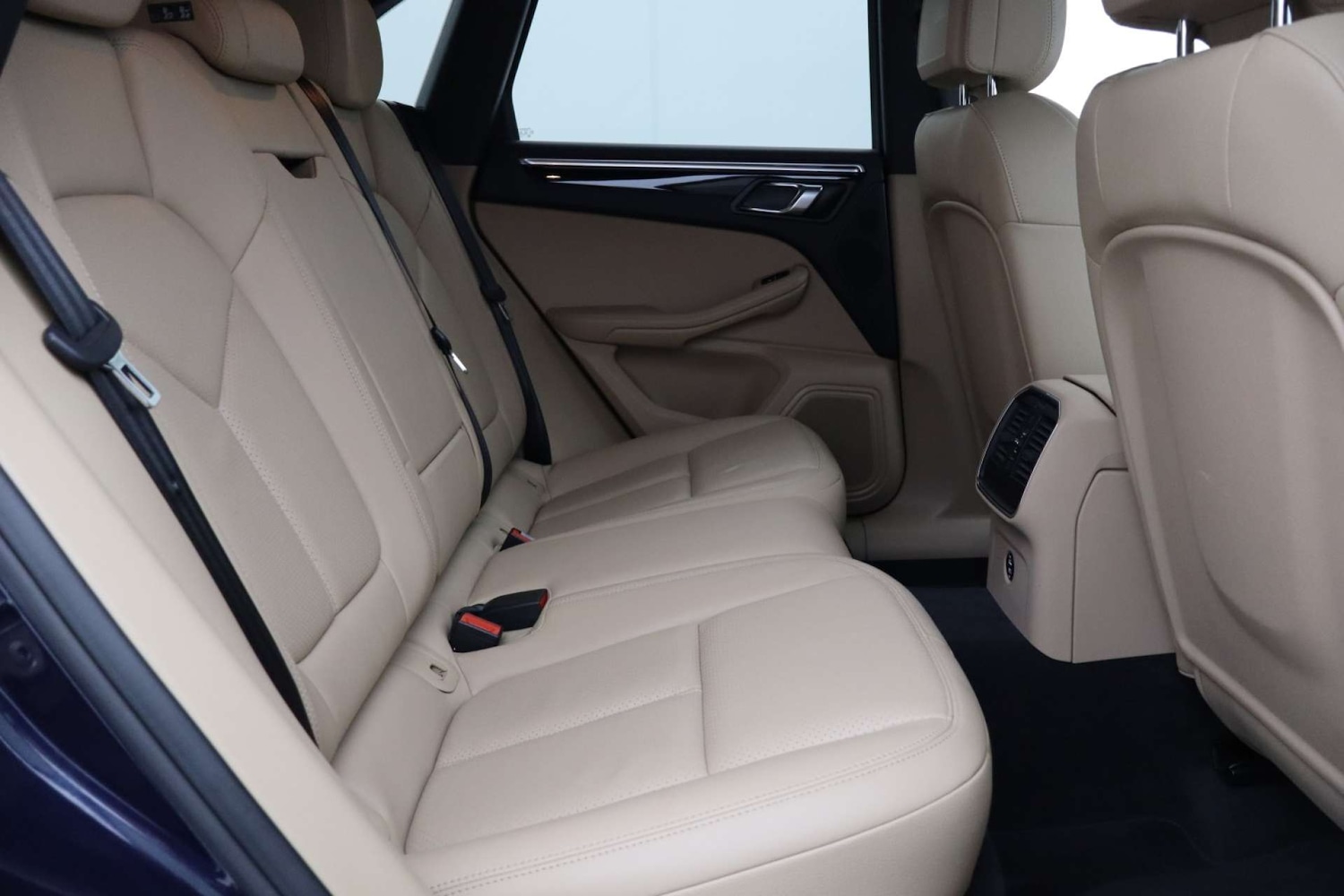 Used Porsche Macan 2019 for sale - 76182697: Photo 15