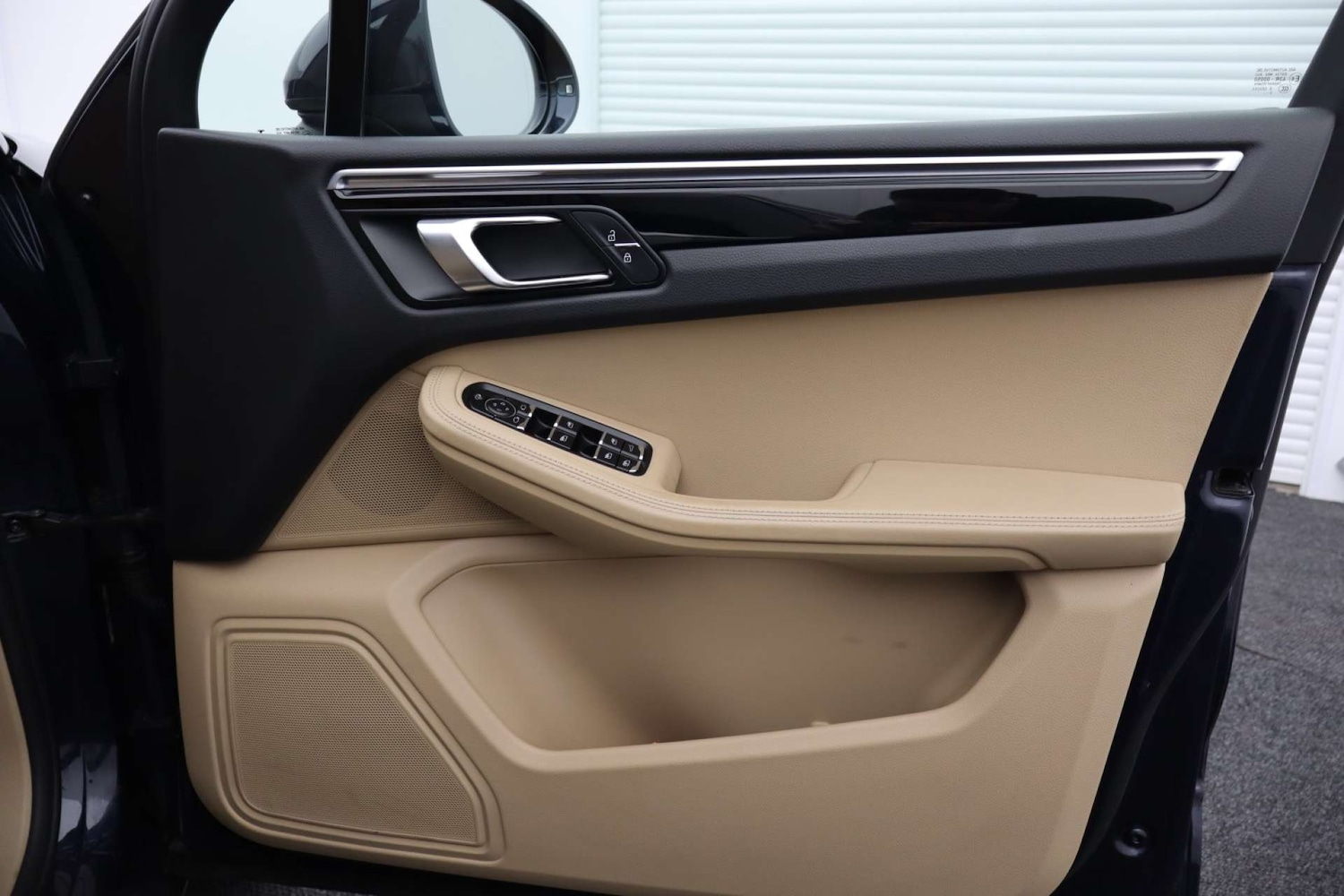 Used Porsche Macan 2019 for sale - 76182697: Photo 16