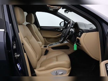 Used Porsche Macan 2019 for sale - 76182697: Photo