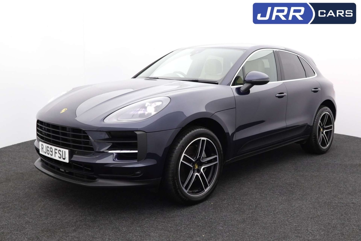 Used Porsche Macan 2019 for sale - 76182697: Photo 4