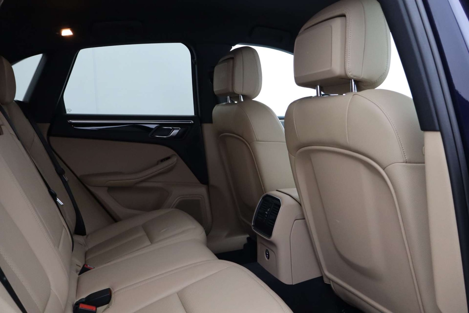 Used Porsche Macan 2019 for sale - 76182697: Photo 41