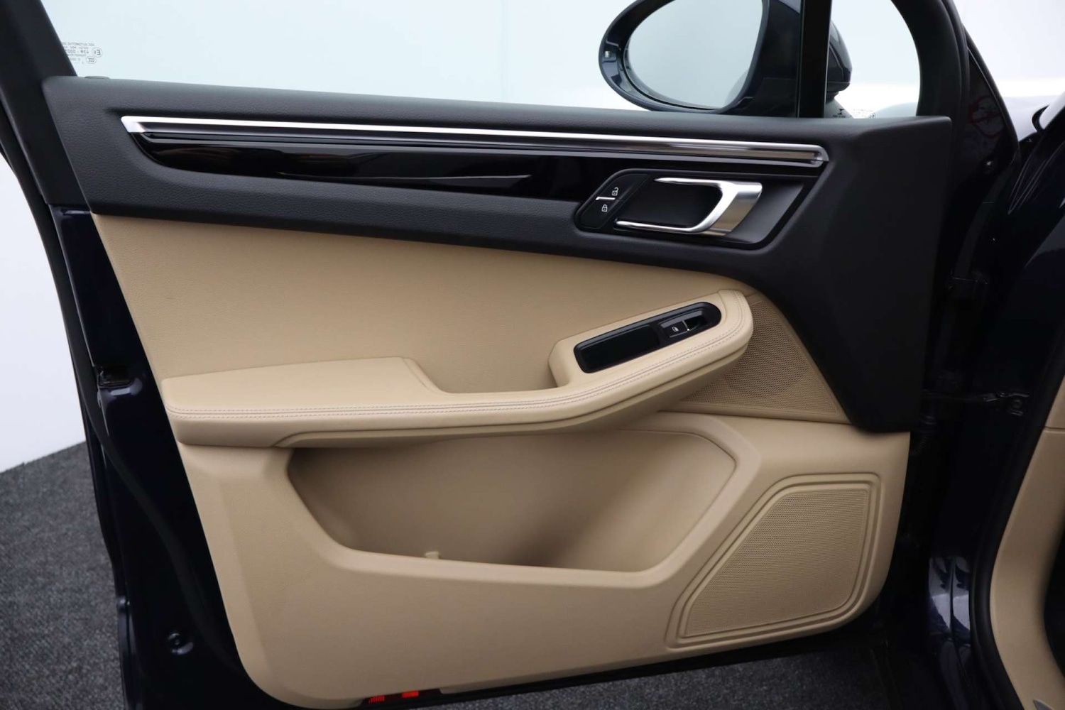 Used Porsche Macan 2019 for sale - 76182697: Photo 51