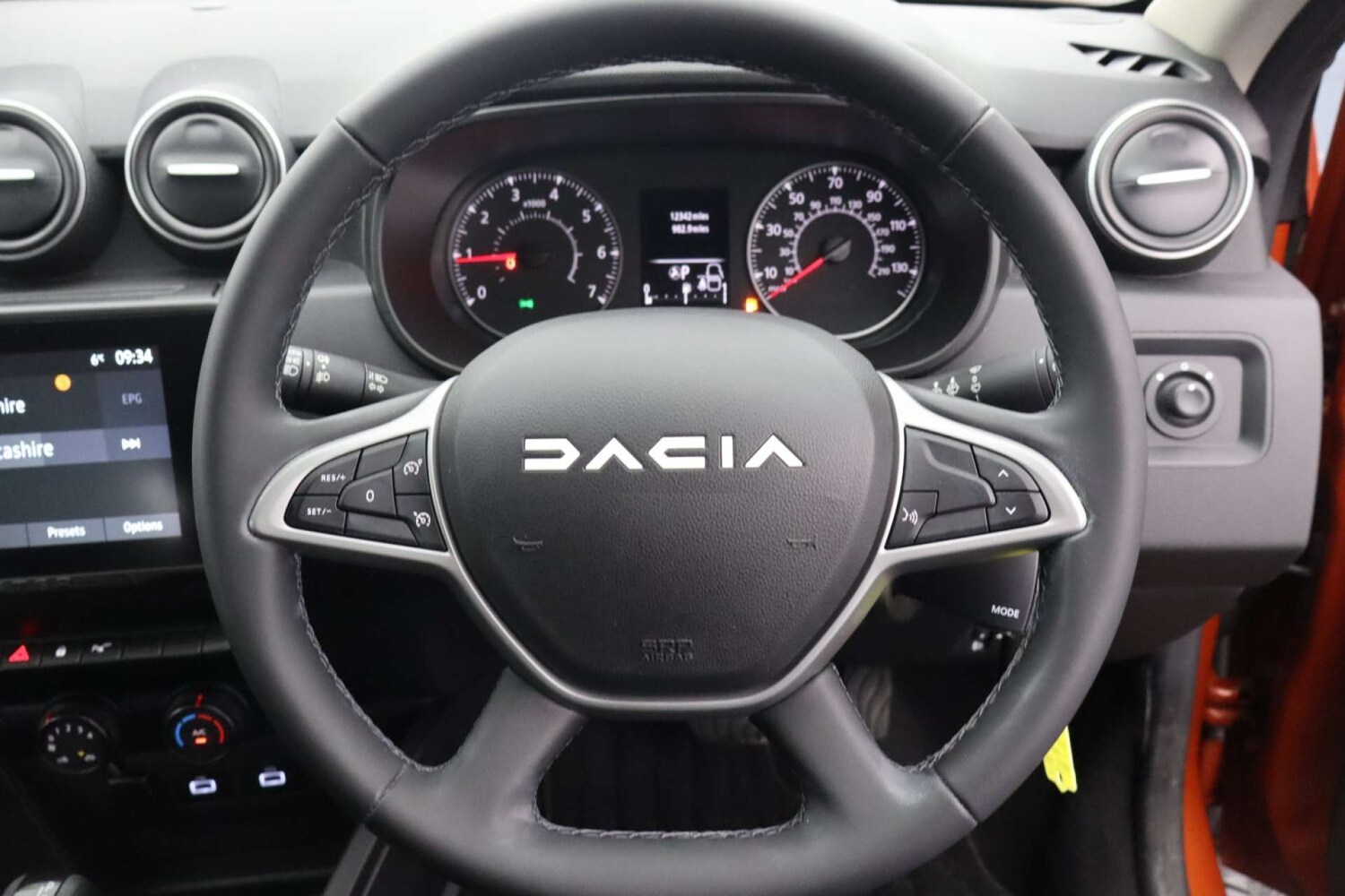 Used Dacia Duster 2023 for sale - 77087319: Photo 33