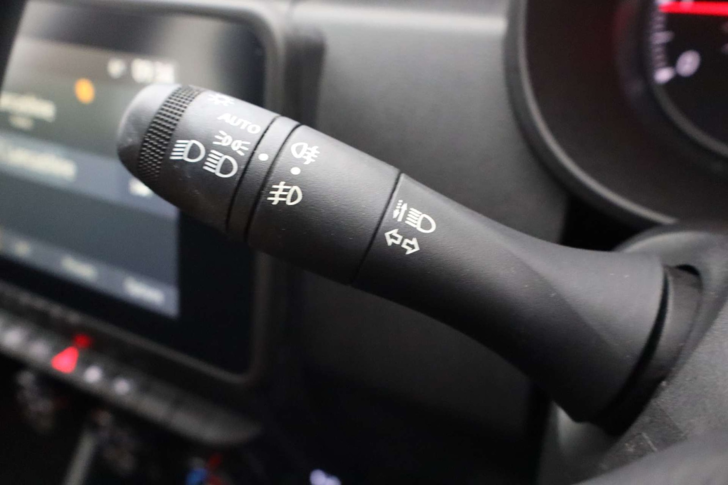 Used Dacia Duster 2023 for sale - 77087319: Photo 35