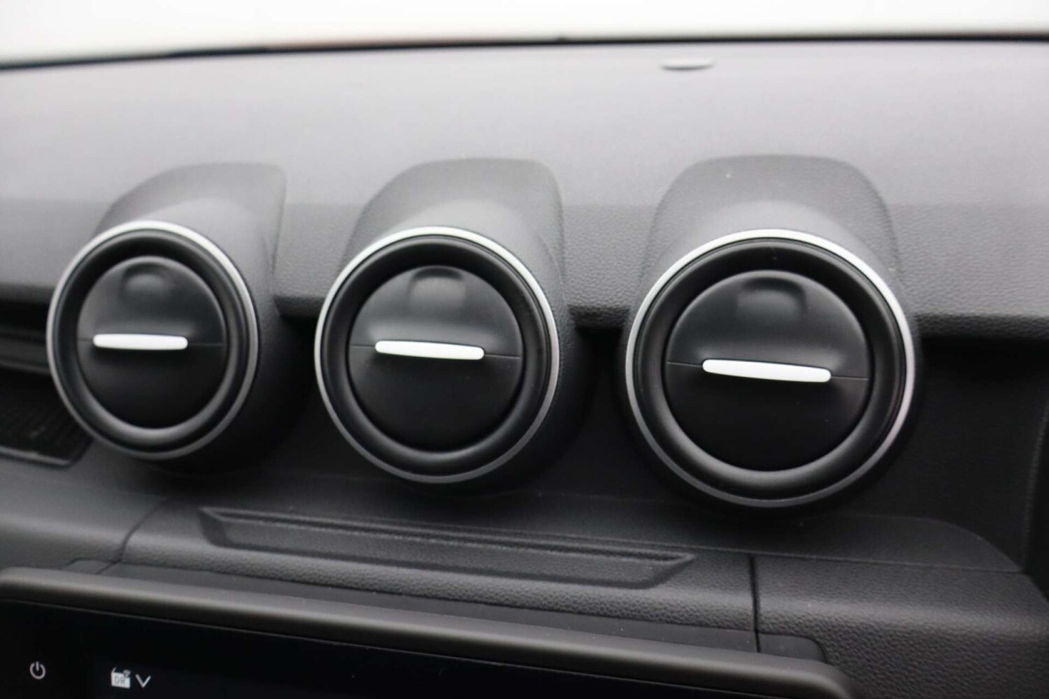 Used Dacia Duster 2023 for sale - 77087319: Photo 42