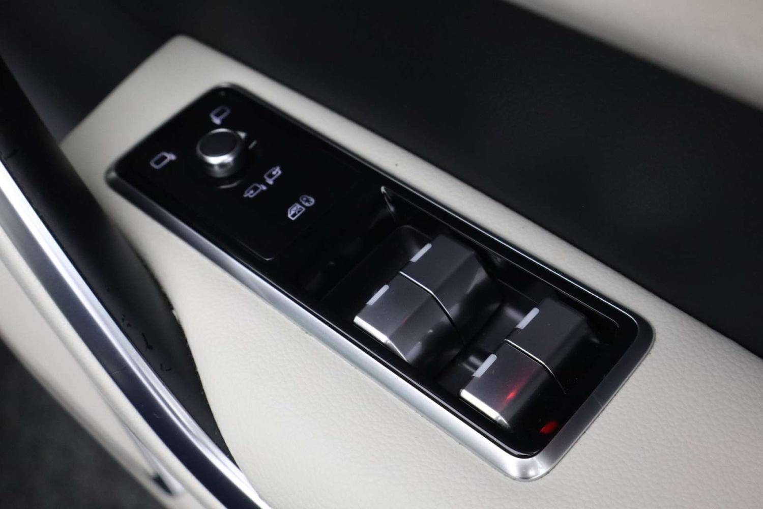 Used Jaguar F-Pace 2021 for sale - 76385739: Photo 21