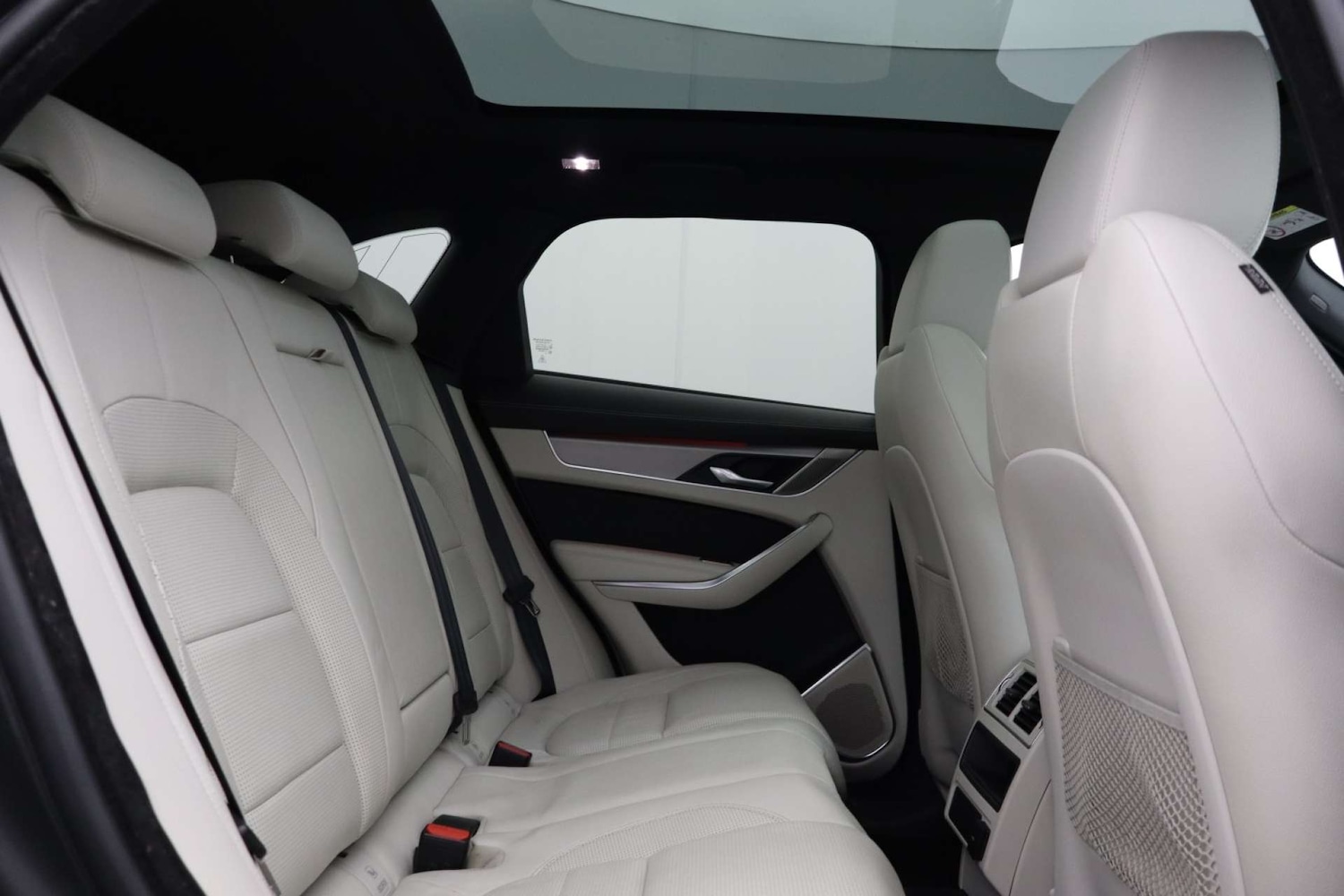 Used Jaguar F-Pace 2021 for sale - 76385739: Photo 23