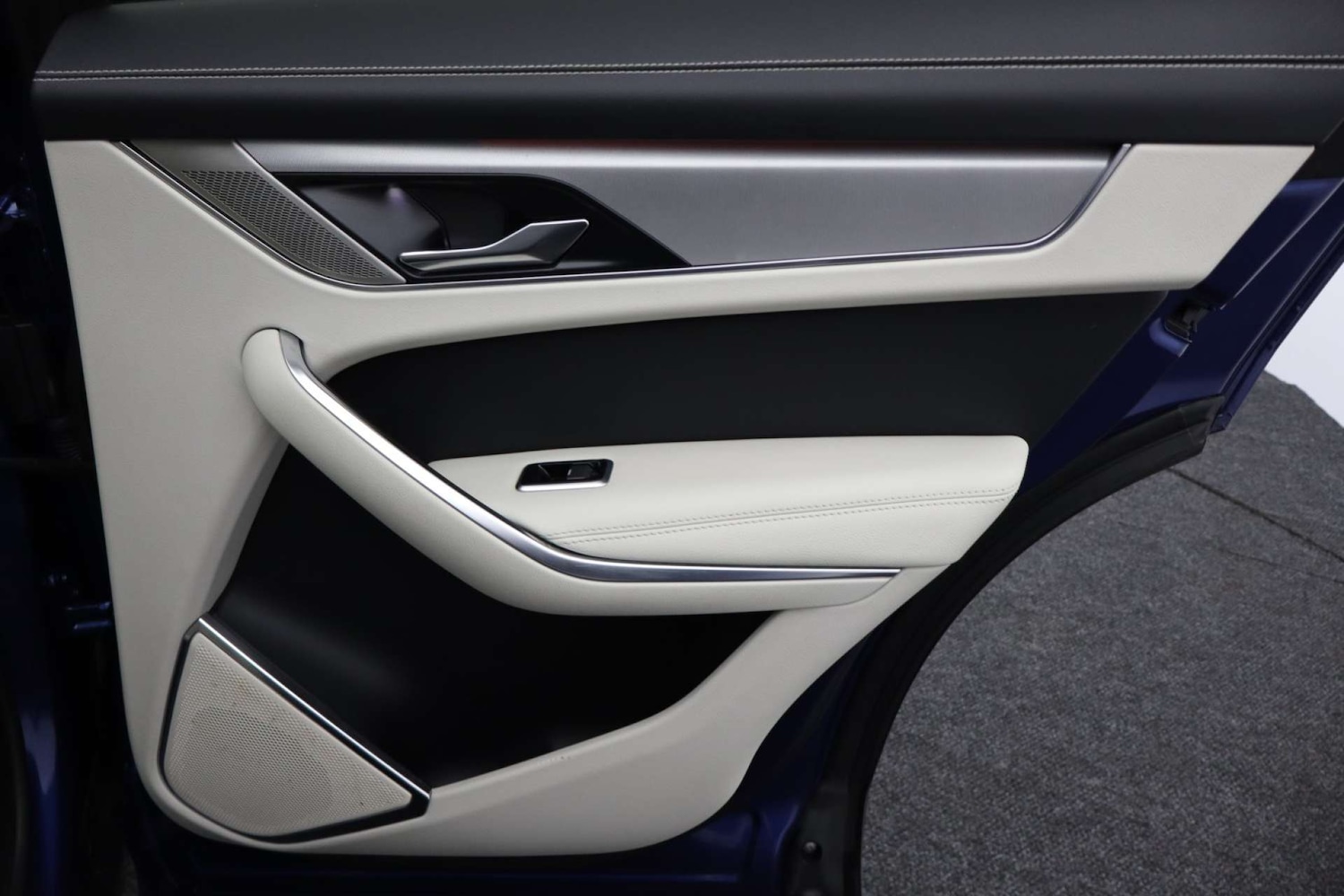 Used Jaguar F-Pace 2021 for sale - 76385739: Photo 24