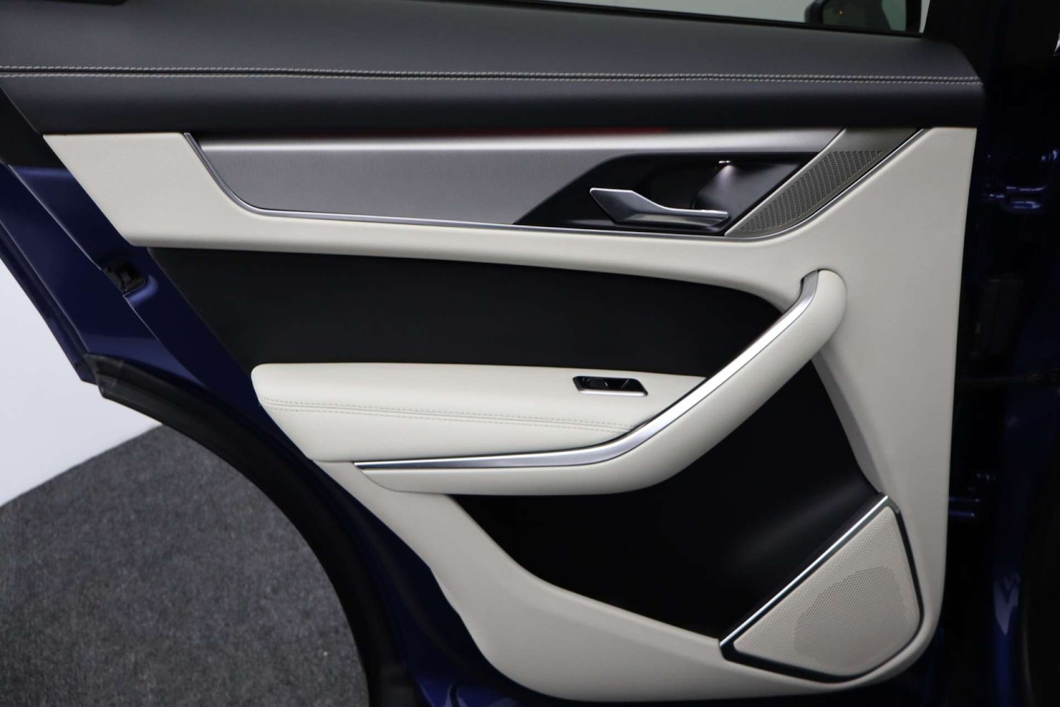 Used Jaguar F-Pace 2021 for sale - 76385739: Photo 31