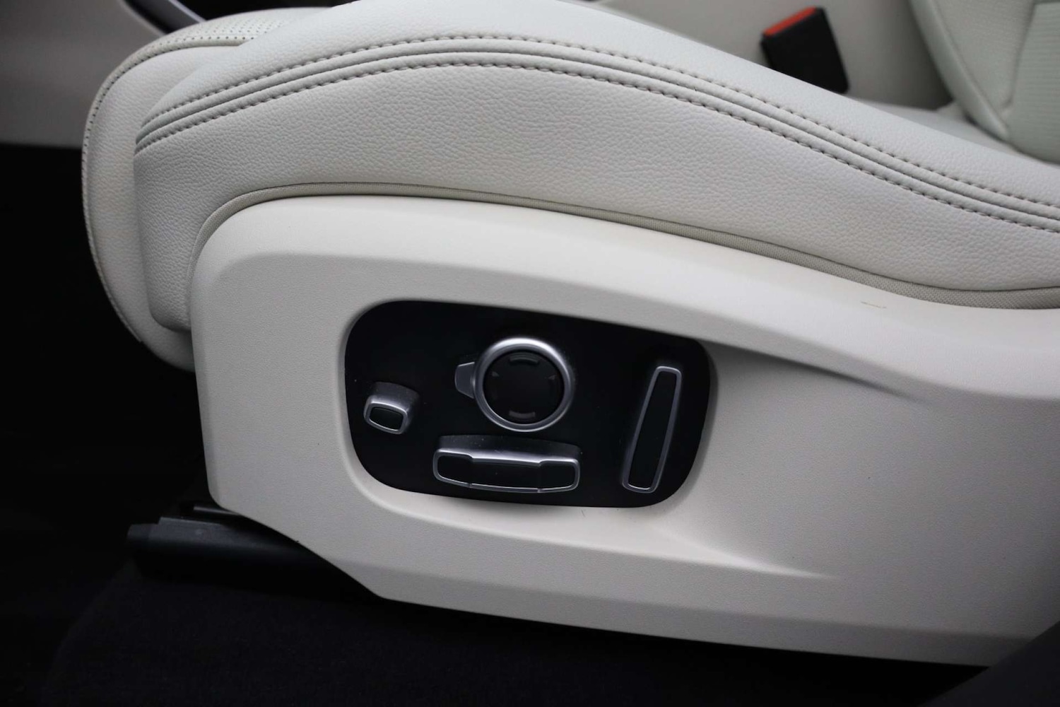 Used Jaguar F-Pace 2021 for sale - 76385739: Photo 35