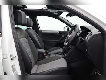 Used Volkswagen Tiguan 2017 for sale - 77535117: Photo