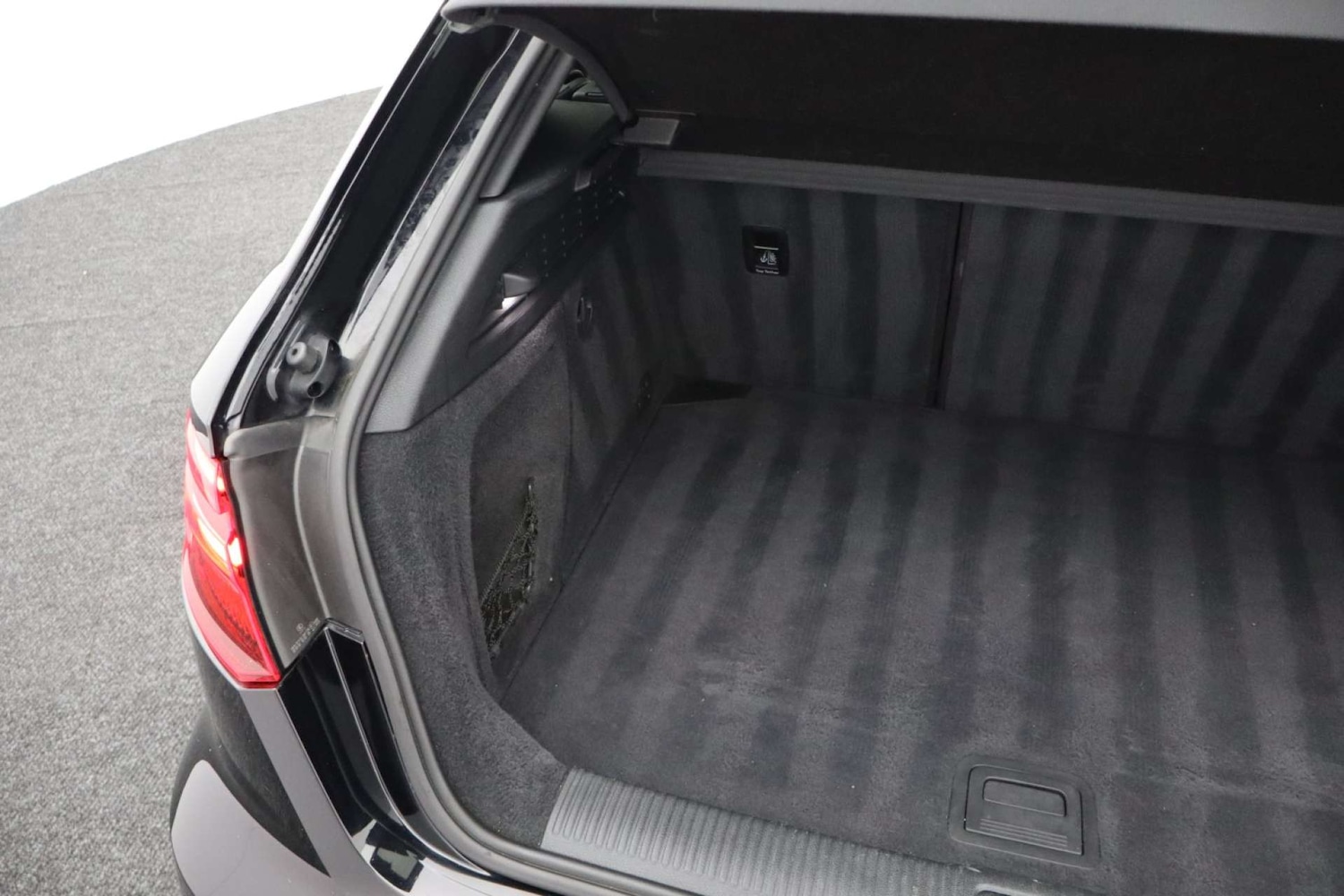 Used Audi A3 2017 for sale - 76957810: Photo 26