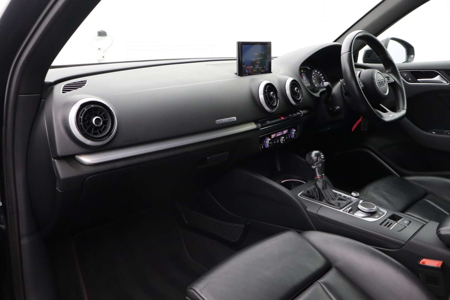 Used Audi A3 2017 for sale - 76957810: Photo 31