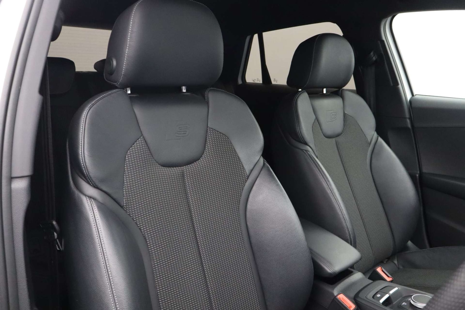 Used Audi Q2 2017 for sale - 77494238: Photo 15