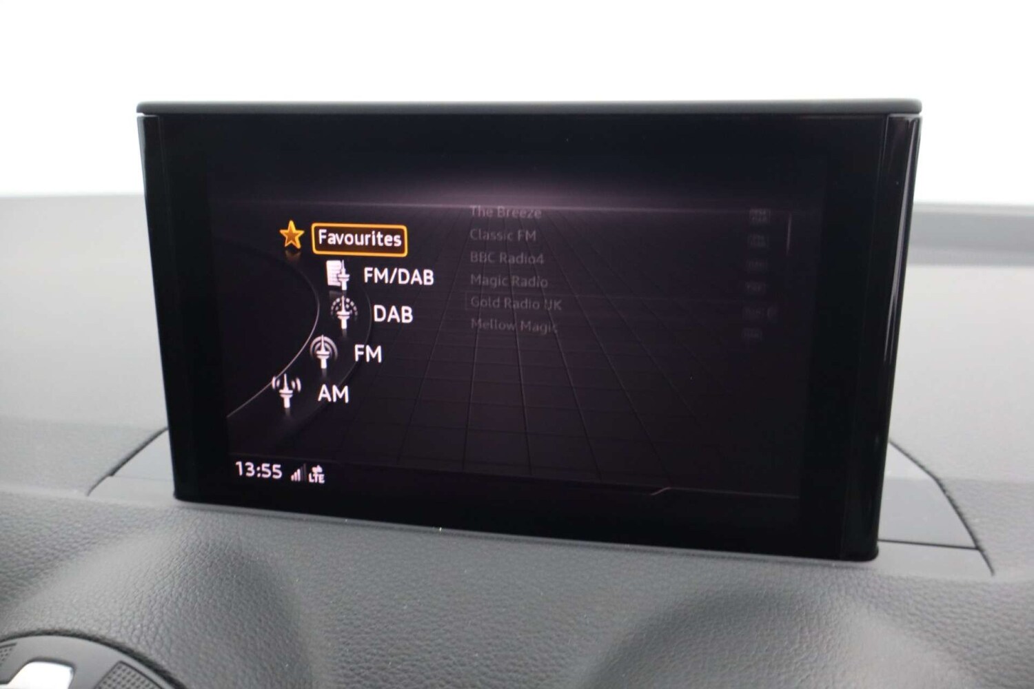 Used Audi Q2 2017 for sale - 77494238: Photo 44