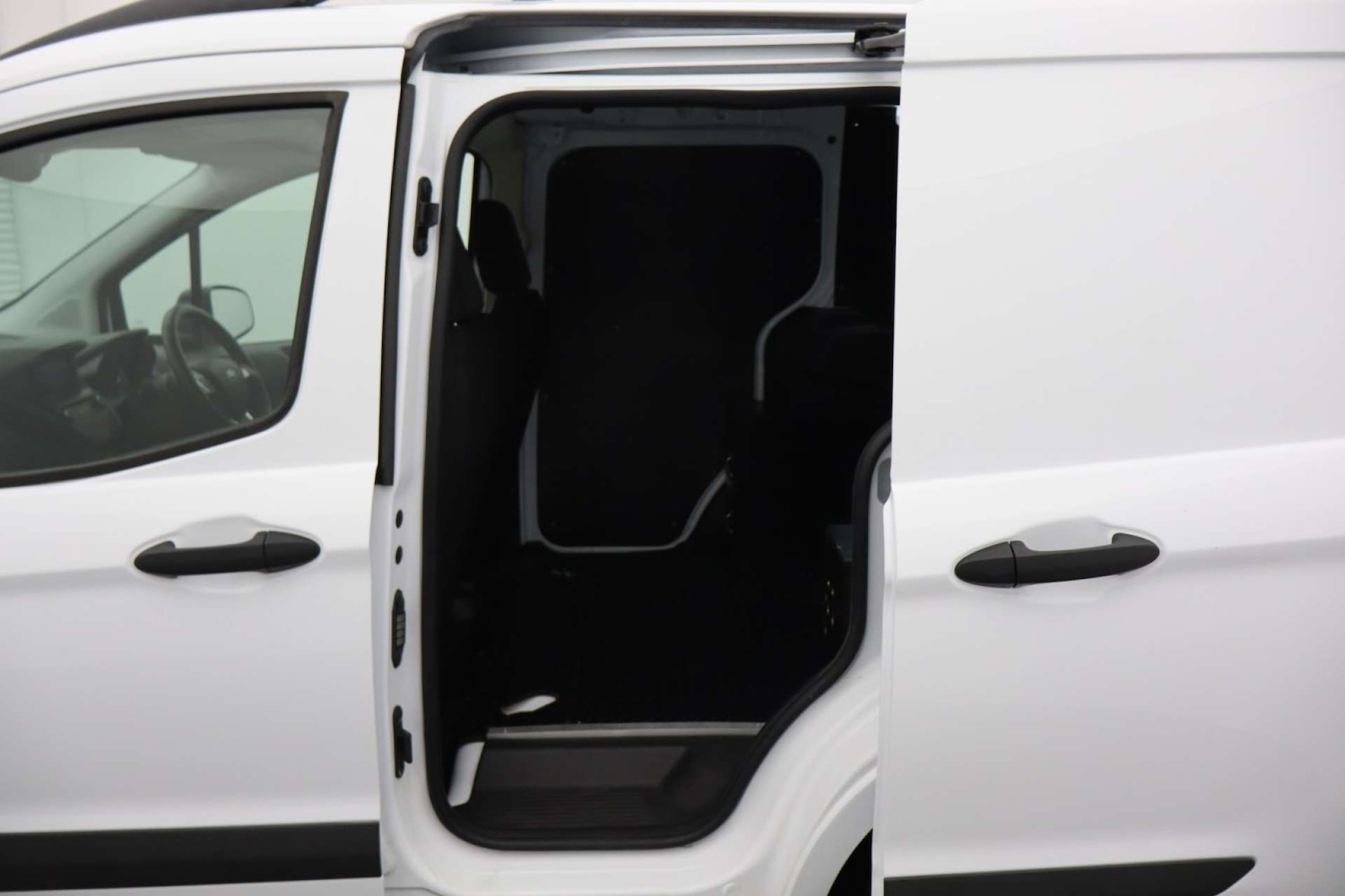 Used Ford Transit Courier 2022 for sale - 76536931: Photo 24