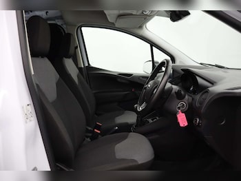 Used Ford Transit Courier 2022 for sale - 76536931: Photo