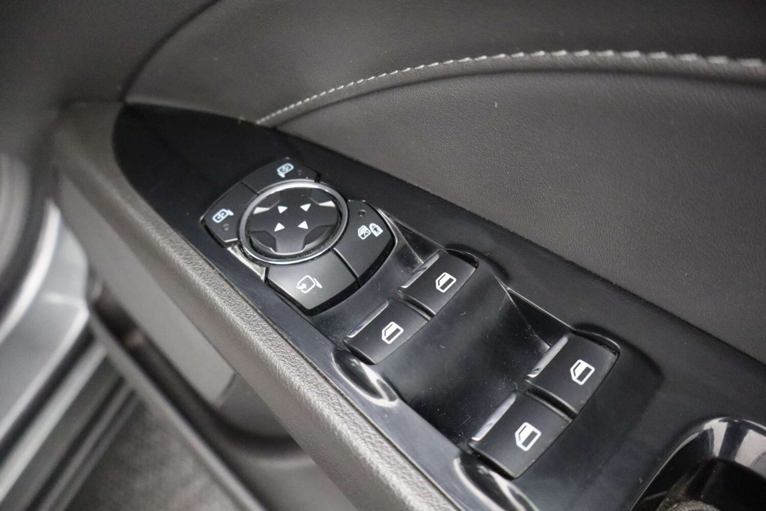 Used Ford Mondeo 2016 for sale - 78068188: Photo 21