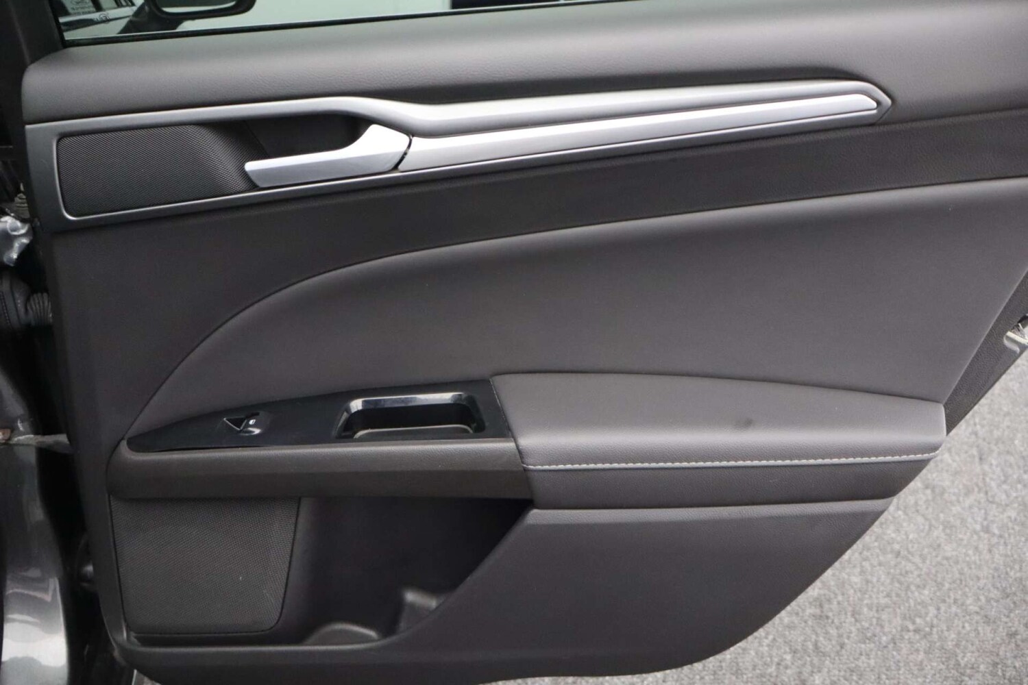 Used Ford Mondeo 2016 for sale - 78068188: Photo 26