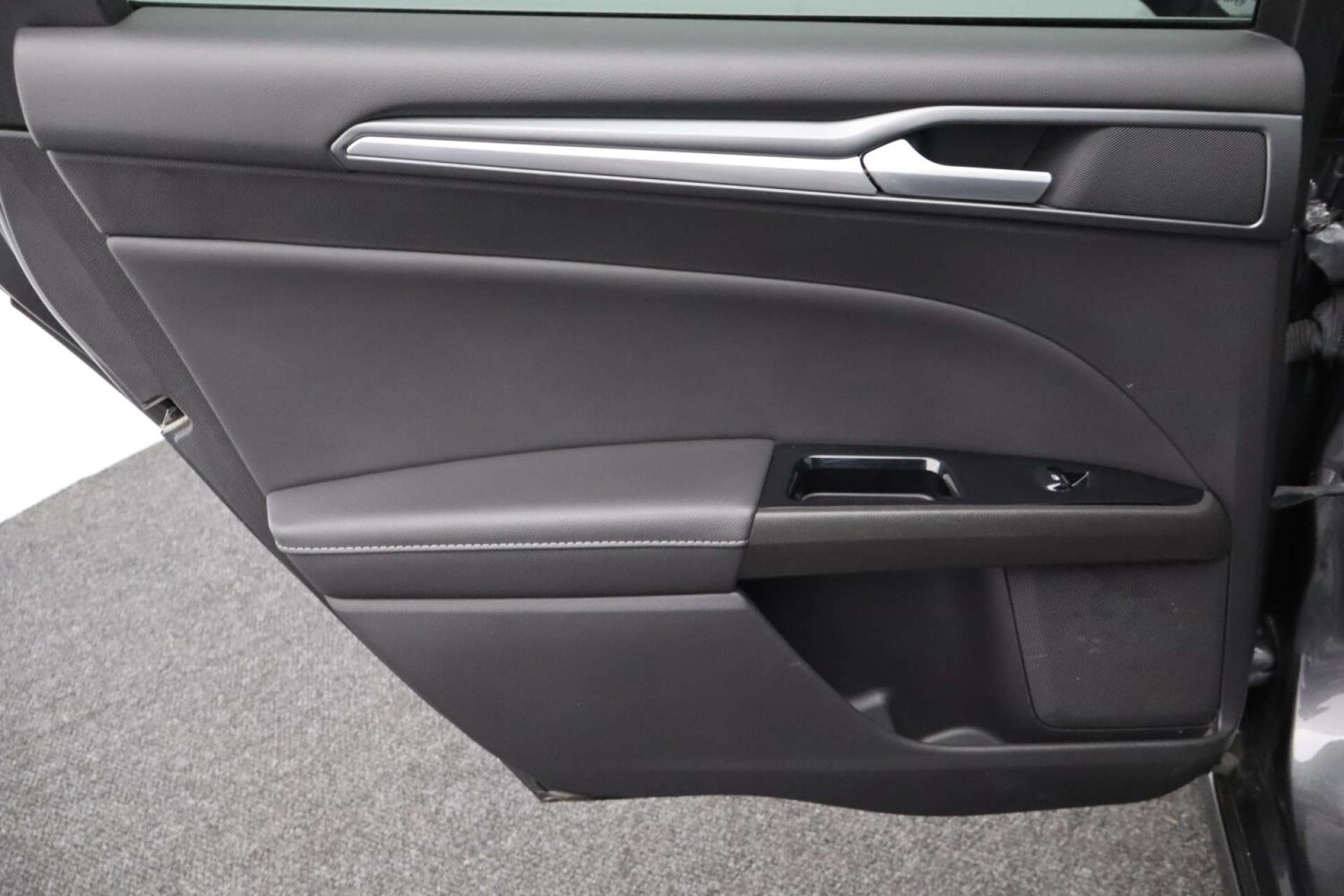 Used Ford Mondeo 2016 for sale - 78068188: Photo 34