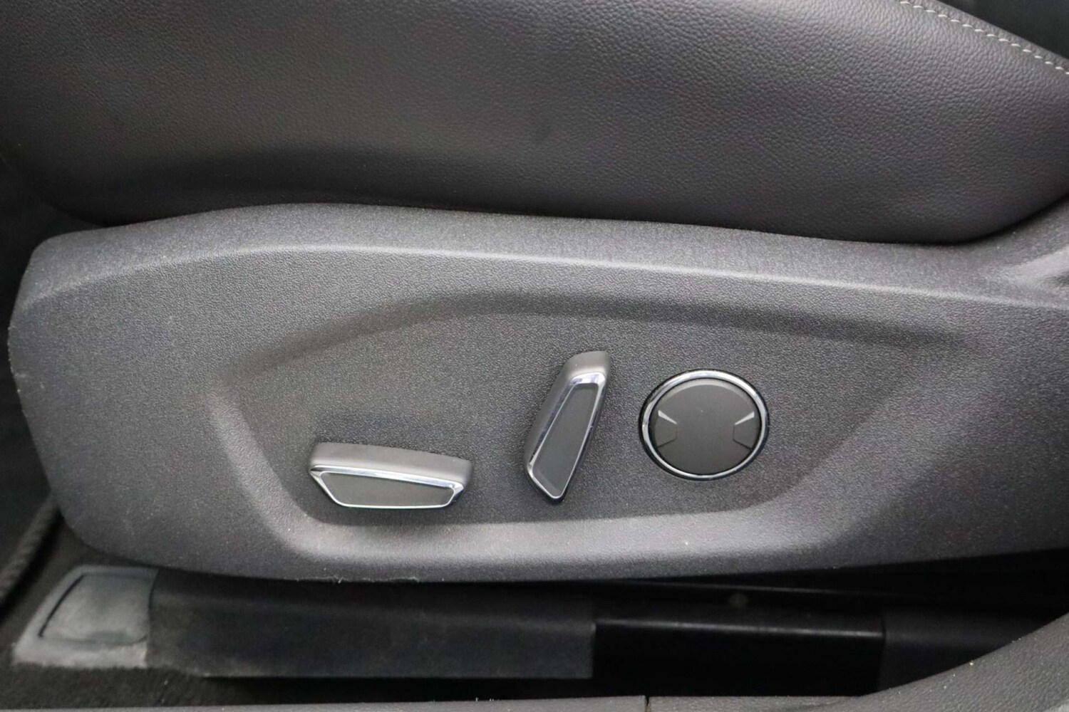 Used Ford Mondeo 2016 for sale - 78068188: Photo 38