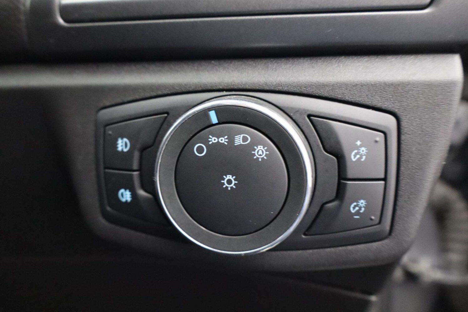 Used Ford Mondeo 2016 for sale - 78068188: Photo 47