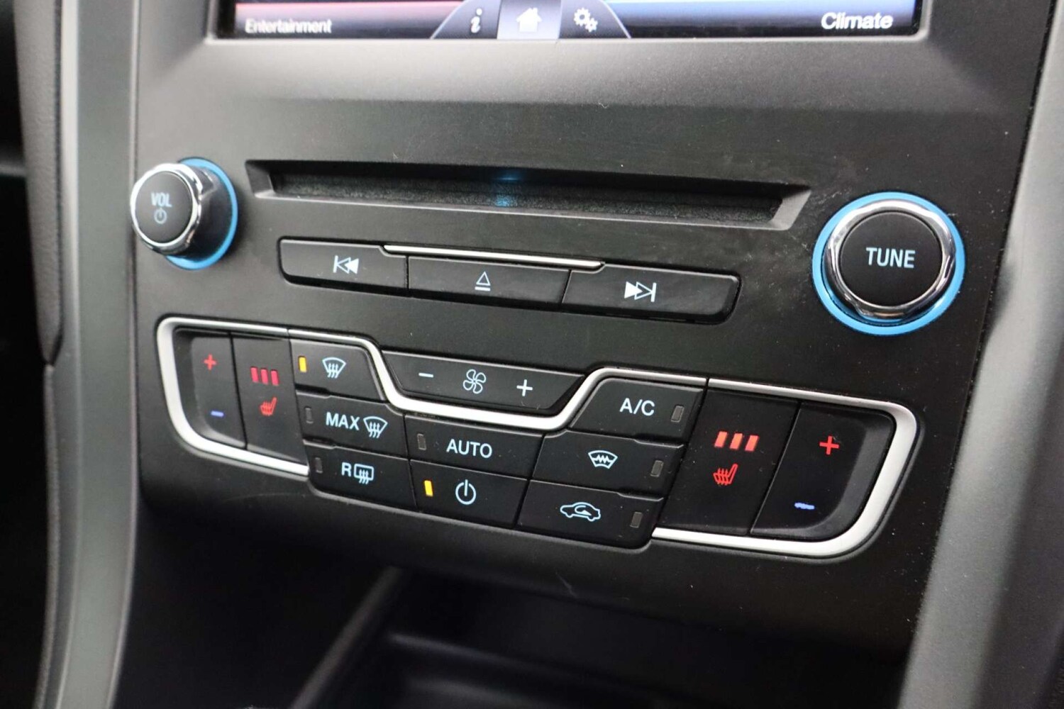 Used Ford Mondeo 2016 for sale - 78068188: Photo 49